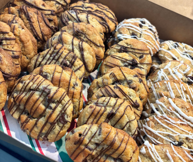 Mama's Dozen